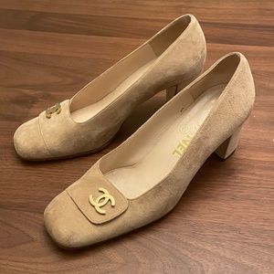 Vintage CHANEL heels